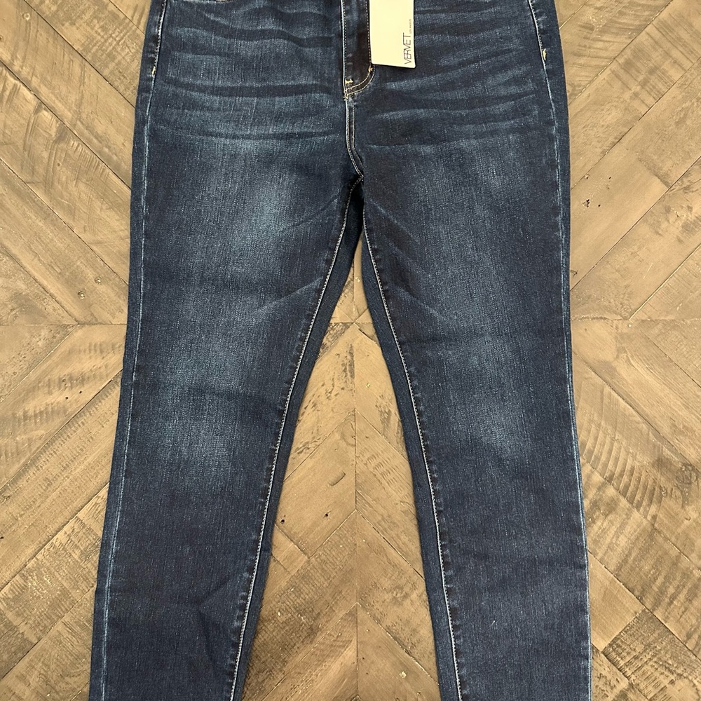 Vervet Classic Blue Skinny Jeans with Distressed Details